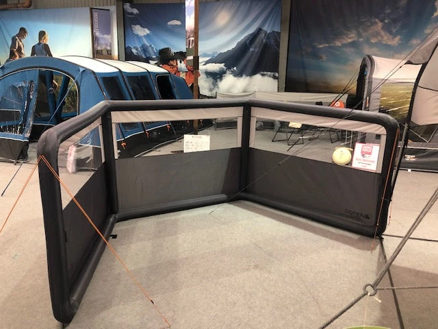 Vango Sentinel AirBeam Windbreak 1 Vango Sentinel AirBeam Windbreak